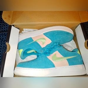 Nike Air Force Low 1 '07 LV8 Oracle Aqua.
